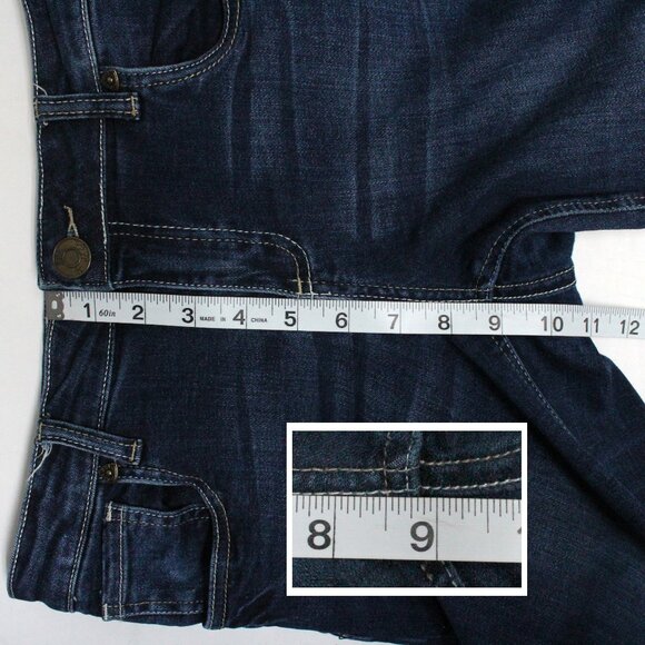 Kut From The Kloth Women's Size 6 Below the Knee Blue Denim Jean Capri Pants - Picture 7 of 15